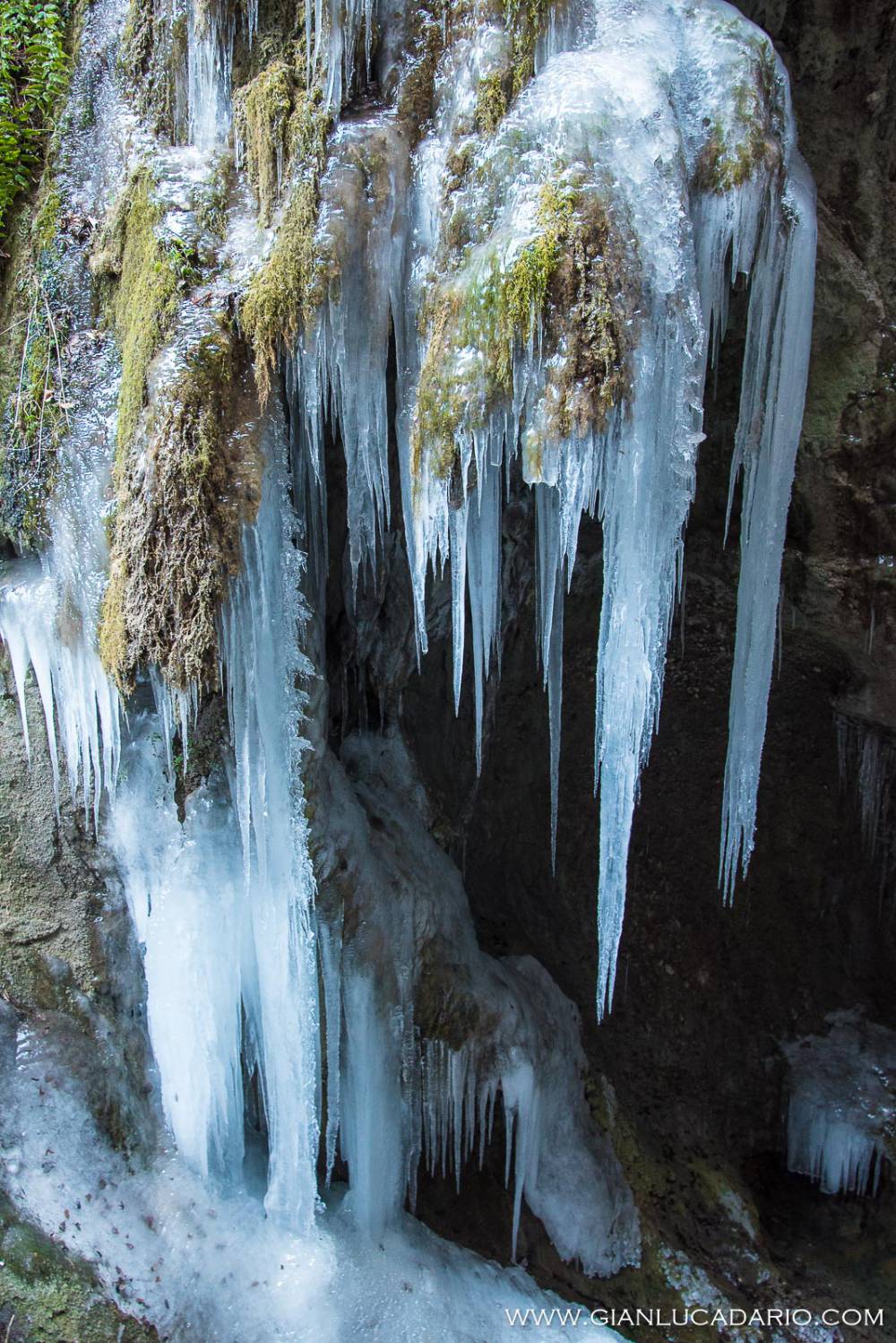 Le grotte del Caglieron in versione invernale - foto 9 - Gianluca Dario Photography